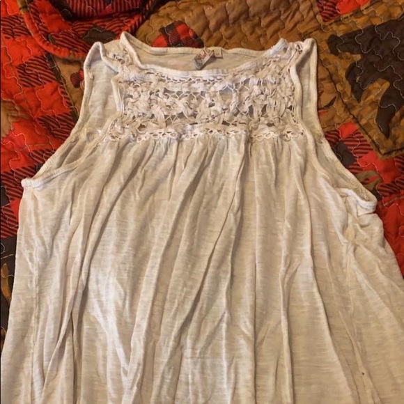 Tank top - Picture 1 of 1